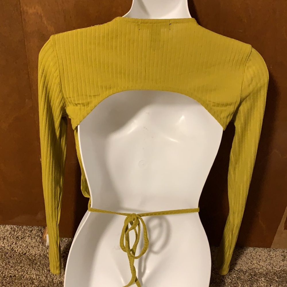 Ribbed Open Back Top💚 - Picture 7 of 7